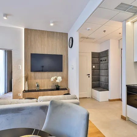 Kasprzaka 29 Wola Tower By Perfect Z Garazem * Varsovie