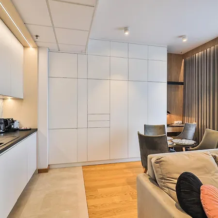 Kasprzaka 29 Wola Tower By Perfect Z Garazem Lägenhet *